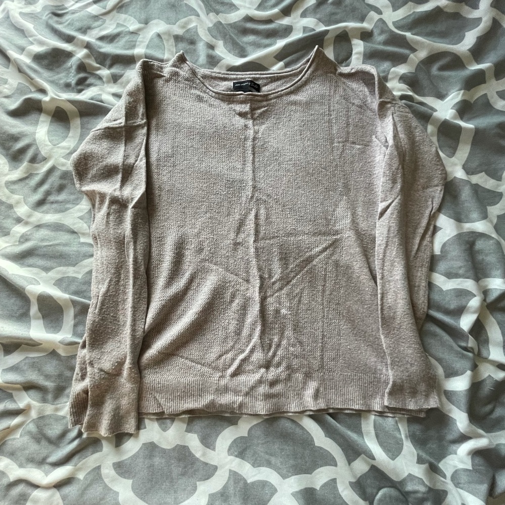 Women’s American eagle sweater size small